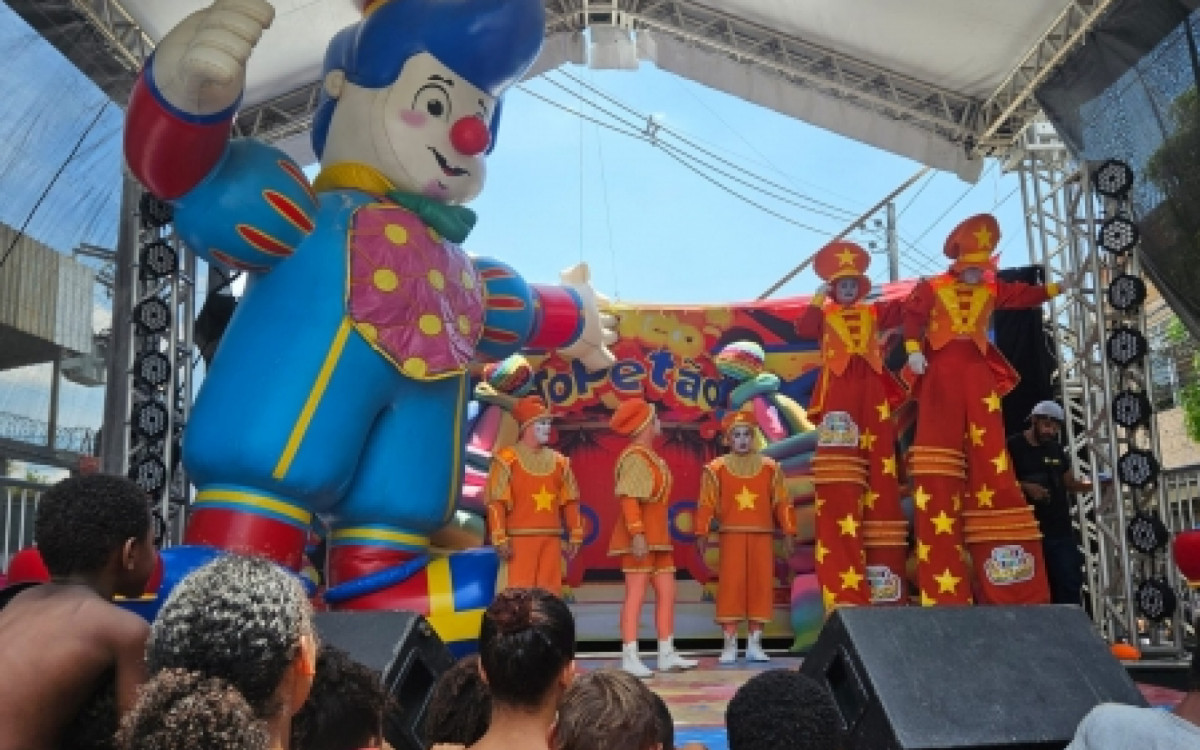 \'Sábado da Família\' teve cinema, leitura, oficinas e shows em Caxias