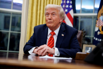 Trump diz que provocará 'inferno' se Hamas não libertar reféns; Israel acusa 'violação' da trégua