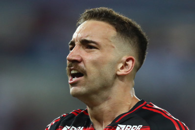 Sem citar nome, Léo Ortiz afirma: 'A gente sabe quem começa a confusão sempre'