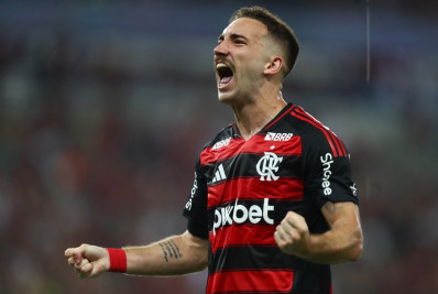 Léo Ortiz mostra confiança para voltar a jogar pelo Flamengo: 'Estou bem'