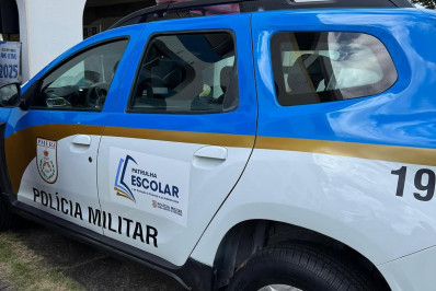 Viatura da patrulha escolar é entregue em Areal