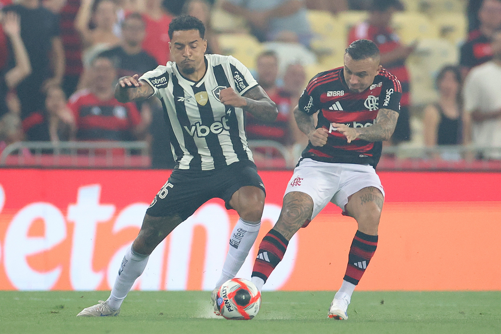 Flamengo x  Botafogo
 - Vitor Silva/Botafogo
