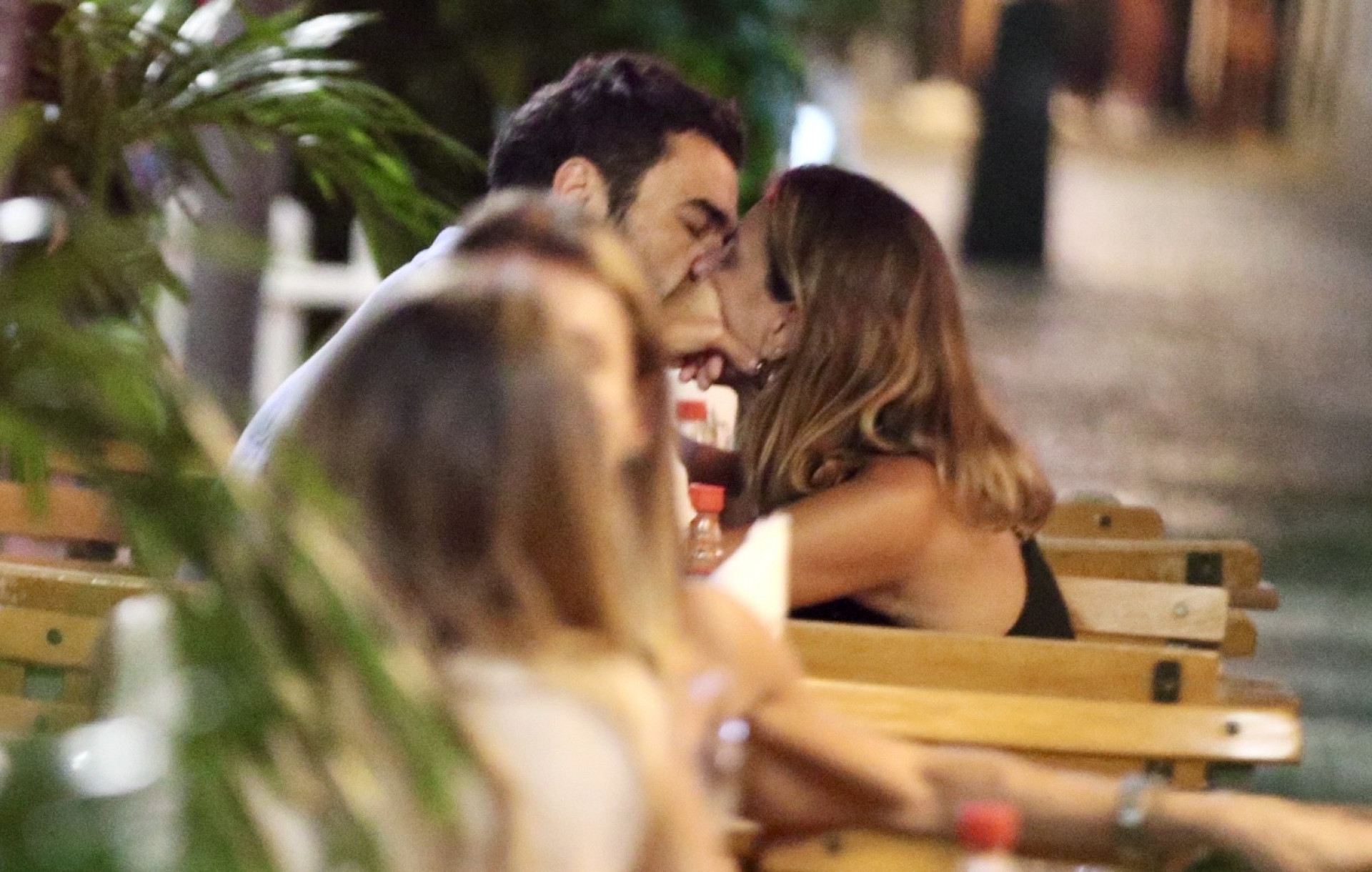 Caio Blat foi visto em clima de romance no Rio - Thiago Martins/ Agnews