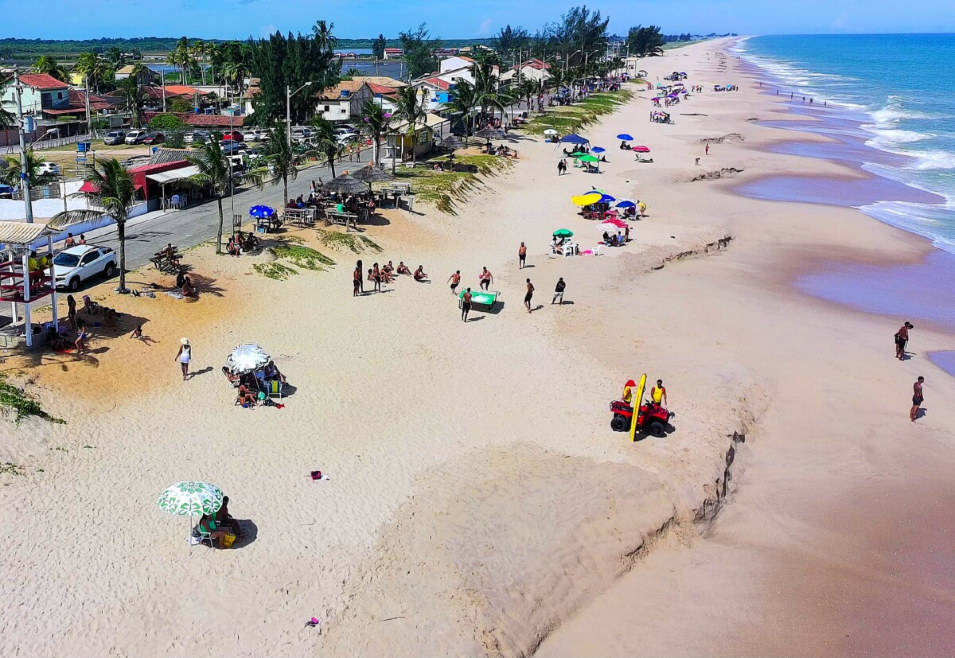 Praia de Jo&atilde;o Francisco conta com refor&ccedil;o de guarda-vidas para um ver&atilde;o mais seguro - Foto: Divulga&ccedil;&atilde;o