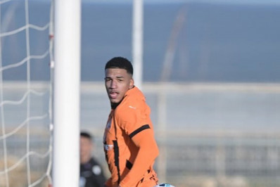 Vídeo: ex-Fluminense, Kauã Elias estreia com gol em amistoso pelo Shakhtar Donetsk