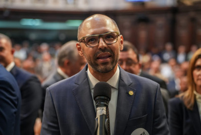 Fogo em Ramos: deputado que encabeçou a CPI dos Incêndios quer lei para plano de execução e segurança no Carnaval