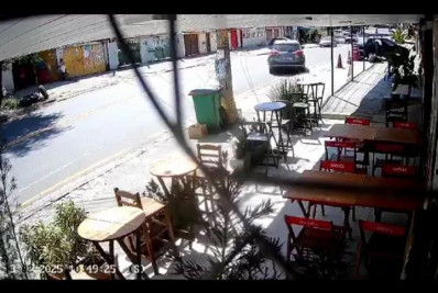 Vídeo flagra tentativa de roubo com tiroteio em Jacarepaguá