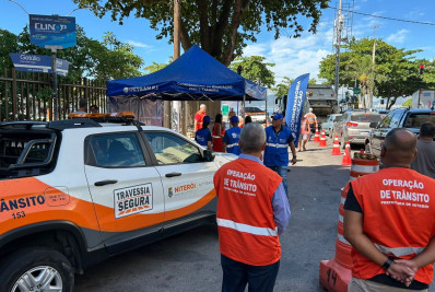 Niterói realiza ação voltada para motociclistas