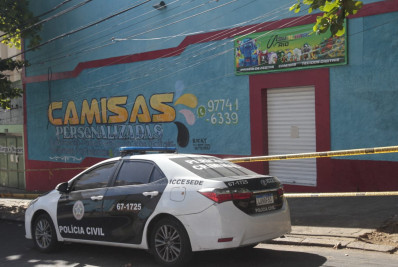 Donos de fábrica que pegou fogo prestam depoimento à polícia