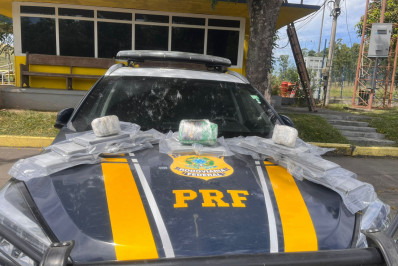 Dois irmãos são presos com 16 kg de drogas na Dutra