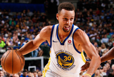 Stephen Curry acerta renovação com o Golden State Warriors