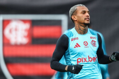 Real Madrid observa Wesley e avalia investimento por lateral do Flamengo