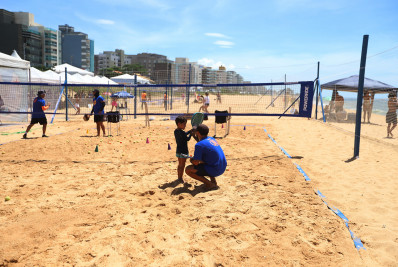 Último fim de semana do Sesc Verão Esportivo promete agitar a Praia Campista