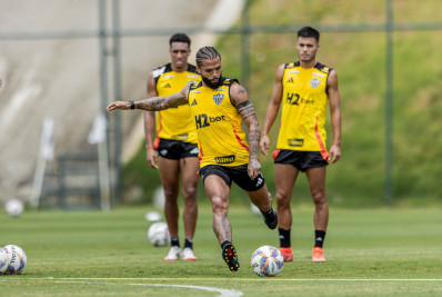 Fluminense aguarda chegada de Otávio ao Rio na próxima semana