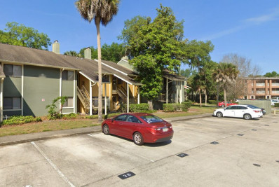 Mulher mata marido que brigou com o filho por fazer cocô nas calças