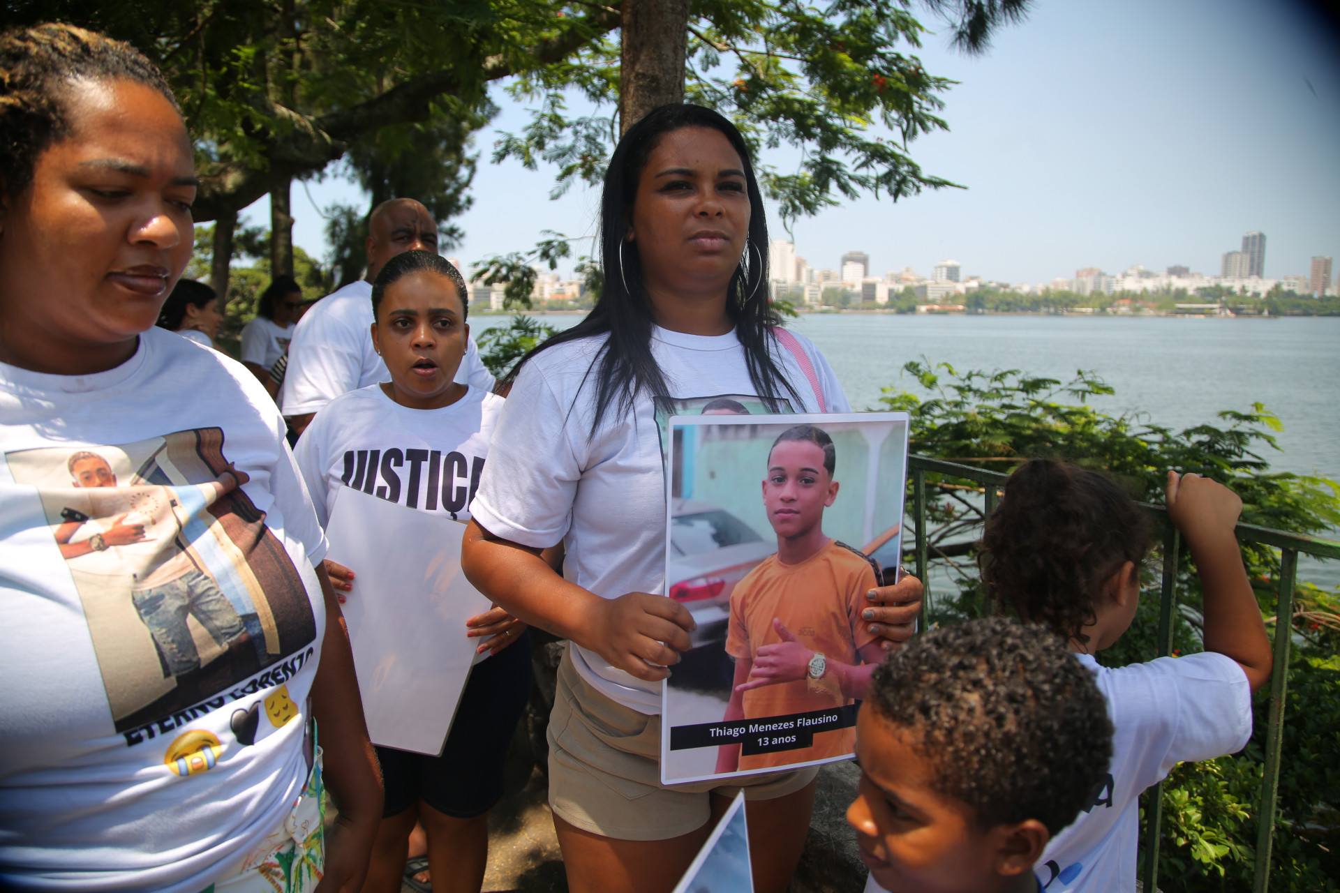 Famílias pedem paz - Divulgação/ ONG Rio de Paz