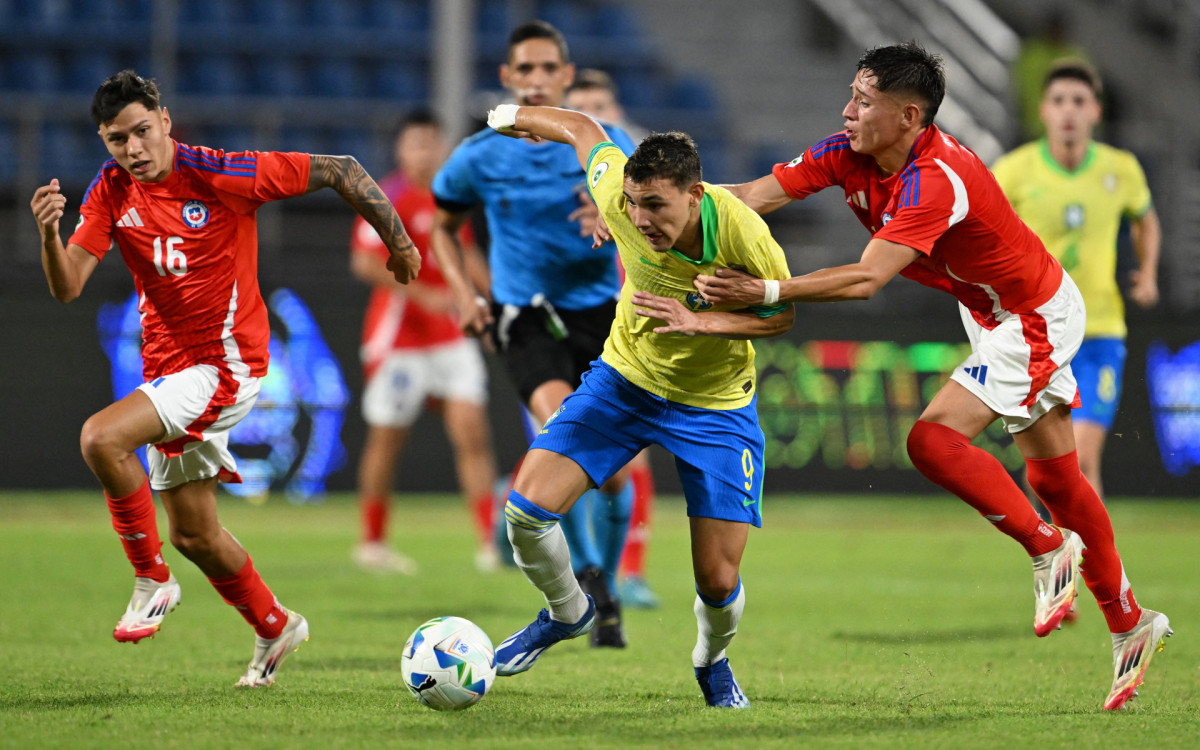 Lance do jogo entre Brasil e Chile no Sul-Americano sub-20