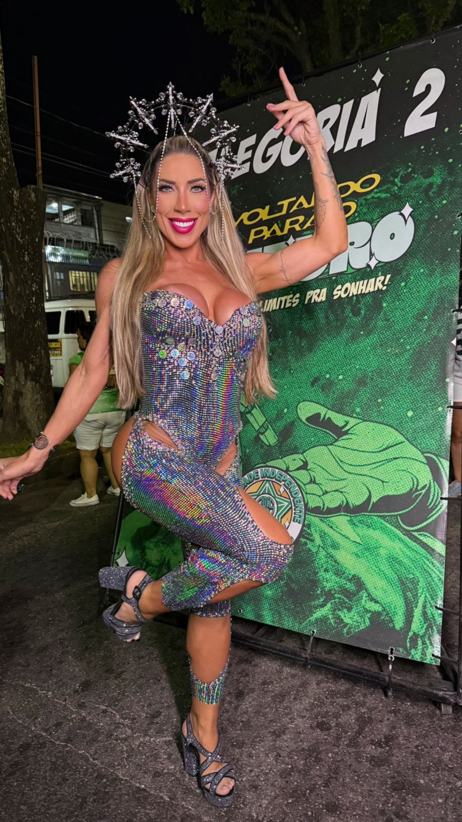 Tati Minerato é musa da Mocidade Independente de Padre Miguel - Divulgação