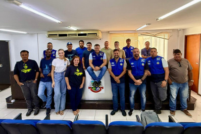 Prefeitura de Cabo Frio organiza força-tarefa para limpeza do Canal do Itajuru