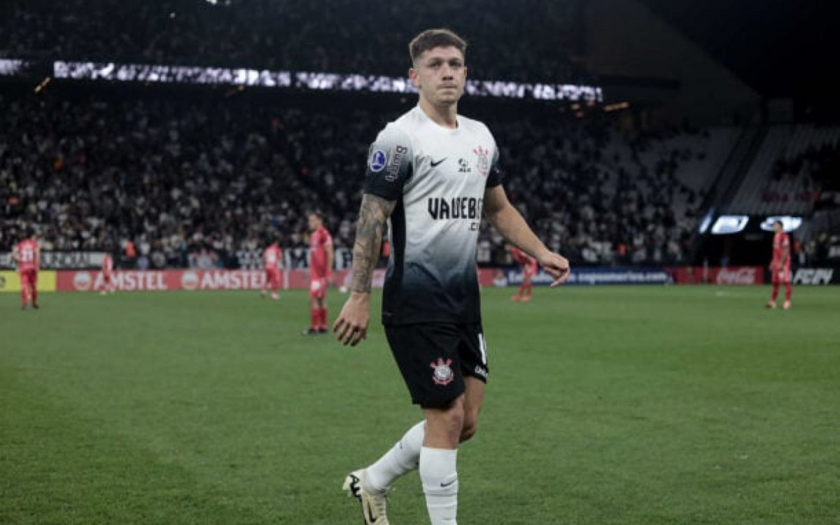 Breno Bidon retorna ao Corinthians, mas ter&aacute; forte concorr&ecirc;ncia por vaga