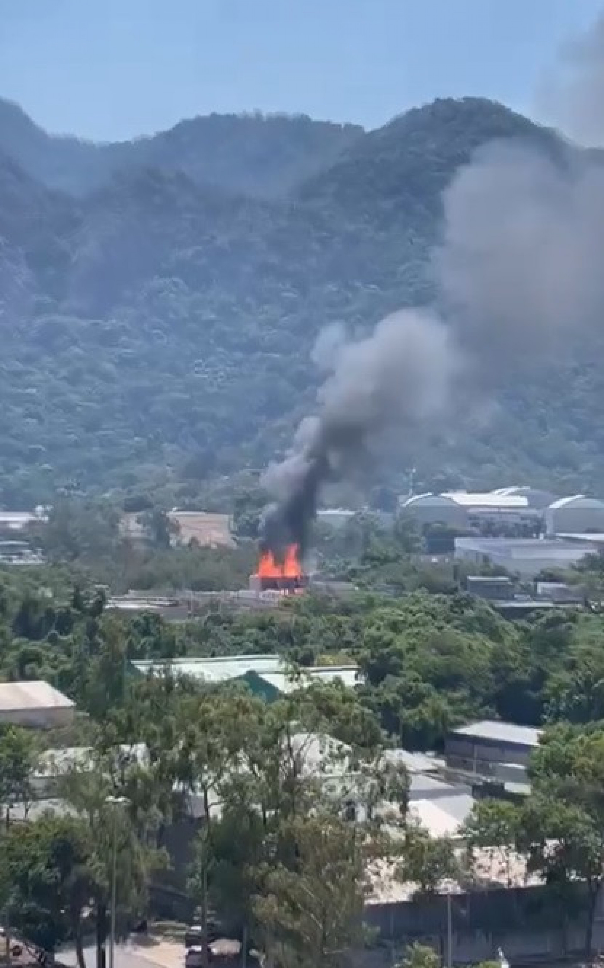 Incêndio atingiu os Estúdios Globo nesta terça-feira (18) - Reprodução/Redes sociais