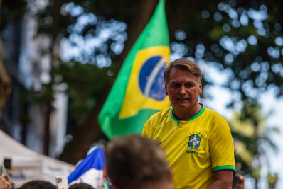 Denúncia contra Bolsonaro por tentativa de golpe ganha destaque na imprensa internacional
