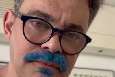 Carmo Dalla Vecchia rebate crítica de internauta: 'Não vim ao mundo para te agradar'