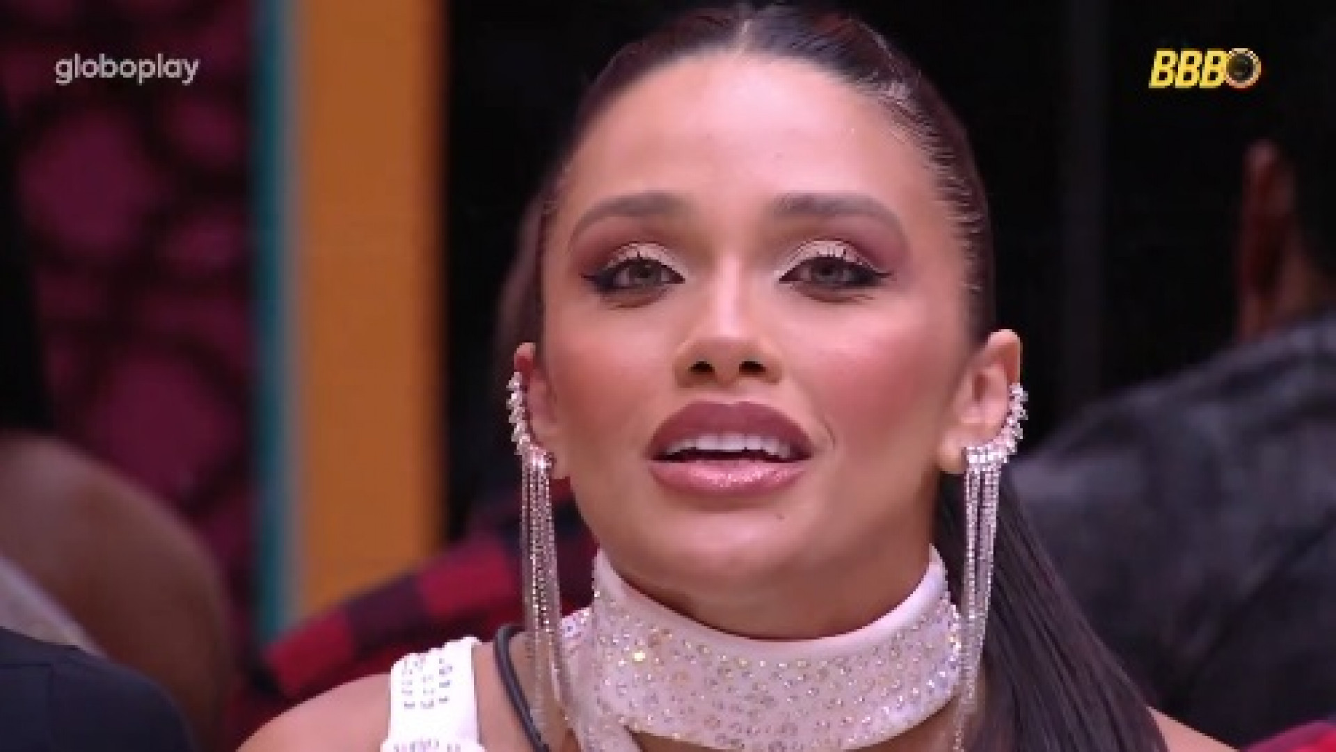 Líder da semana, Eva barrou Vitória Strada da festa  - Reprodução de Vídeo