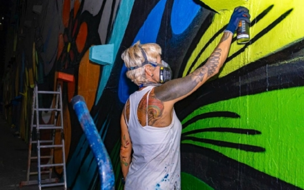 Duque de Caxias ganha mural da artista Rafamon - Divulga&ccedil;&atilde;o