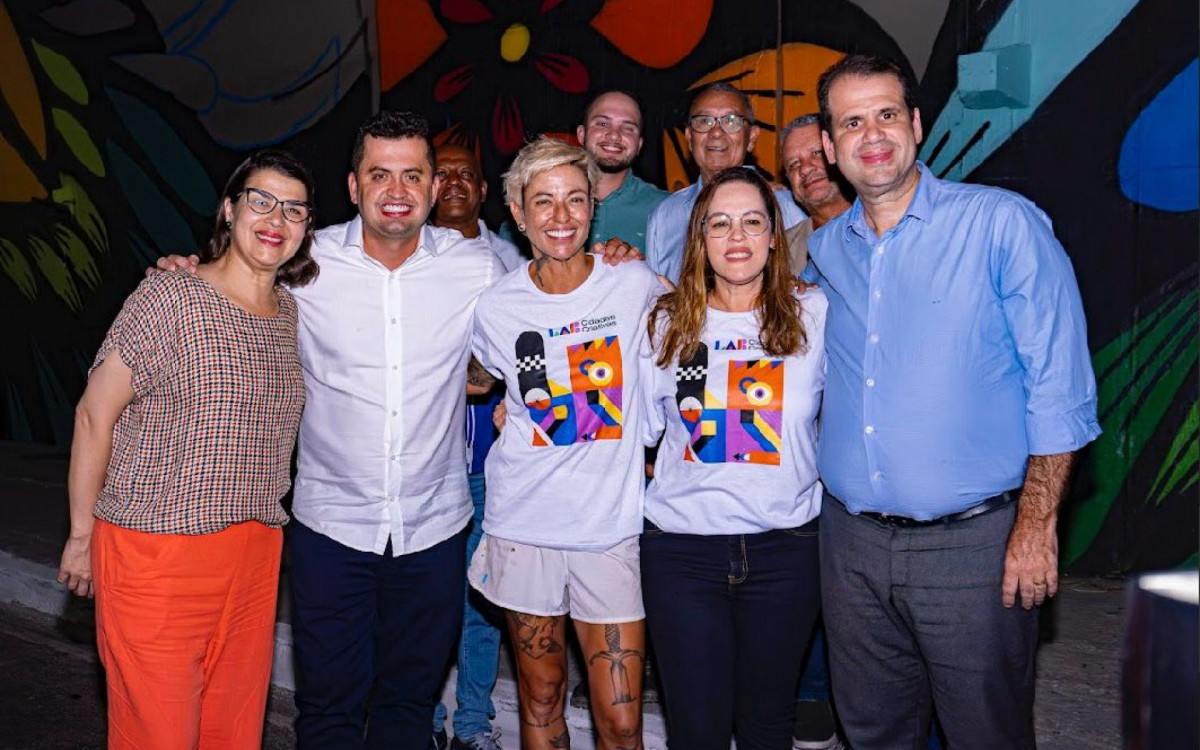 Duque de Caxias ganha mural da artista Rafamon - Divulga&ccedil;&atilde;o