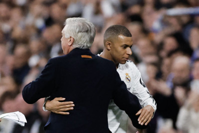 Ancelotti vê Mbappé com qualidade para atingir feitos de Cristiano Ronaldo no Real Madrid
