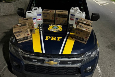 Homens transportando insumos para a fabricação de lança-perfume são presos na BR-040