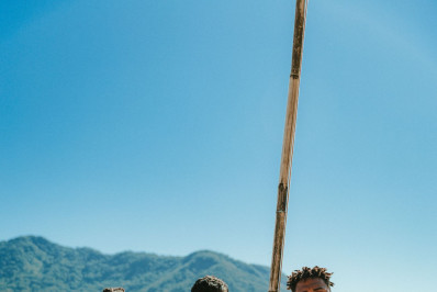 Dilsinho grava clipe no Rio com o duo Calema: 'A arte une pessoas'