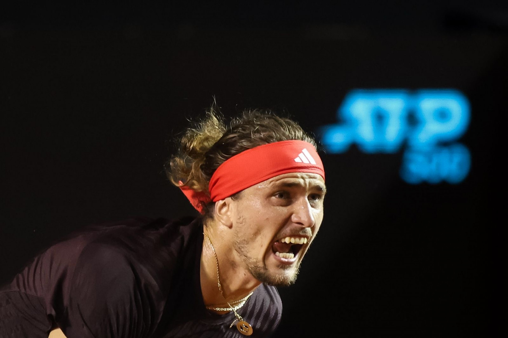 Número 2 do mundo, o alemão Alexander Zverev venceu o cazaque Alexander Schevchenko nas oitavas de final do Rio Open - Renan Areias / Agência O Dia