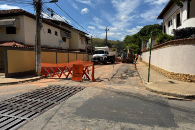 Águas da Condessa segue trabalhando na Rua Alberto Cruz neste sábado