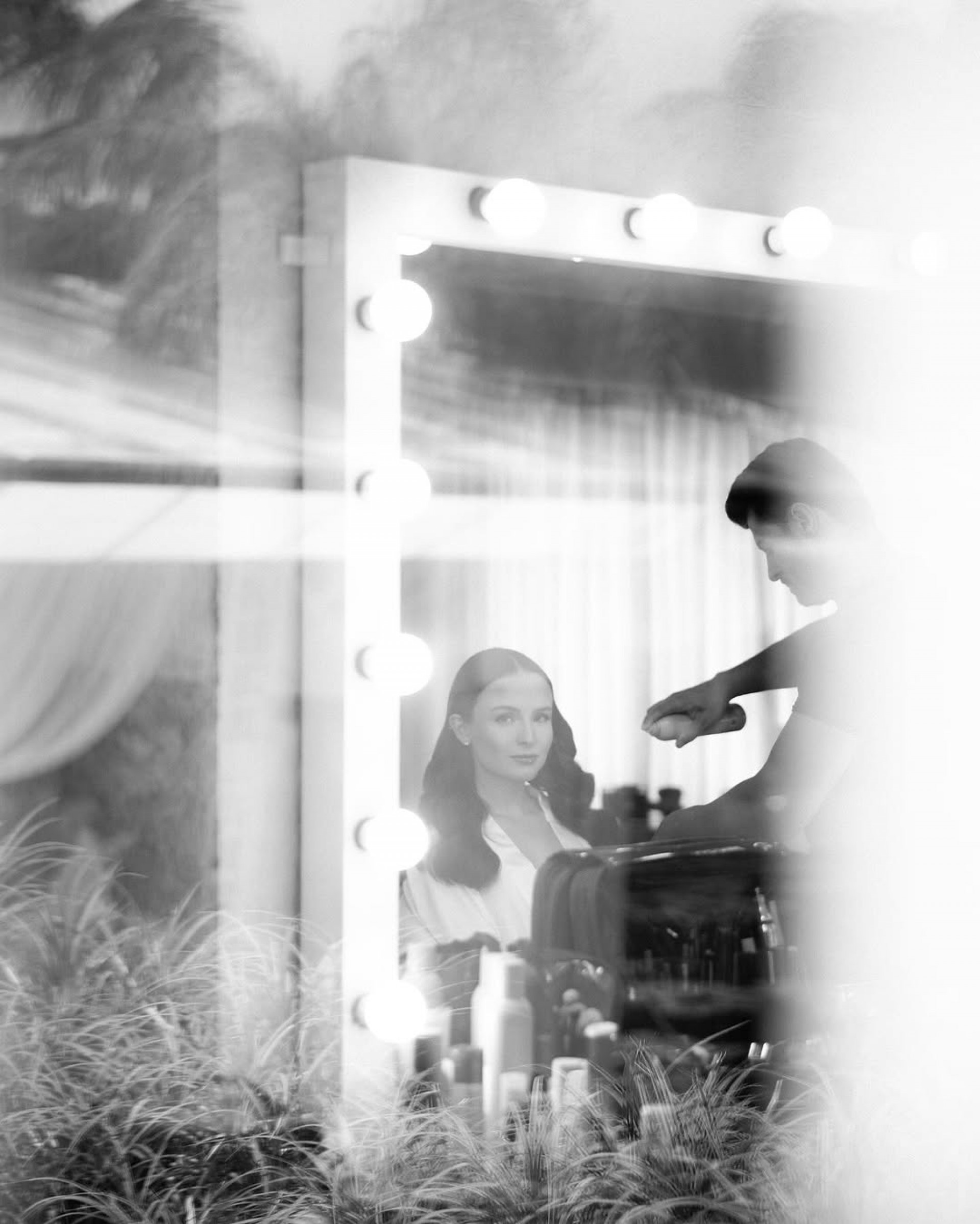 Larissa Manoela revela fotos inéditas do casamento - Victor Knabben 