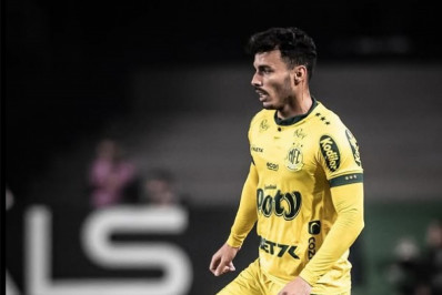 Lateral rescinde contrato após polêmica com treinador no Mirassol