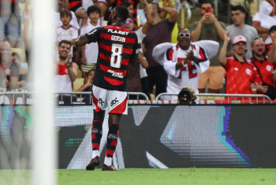 Flamengo pretende ‘guardar’ camisa 8 de Gerson para reforço