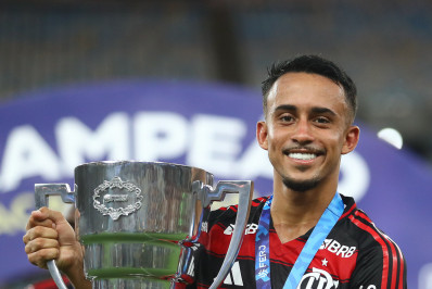 Matheus Gonçalves vibra com golaço pelo Flamengo contra o Maricá: 'Muito gratificante'