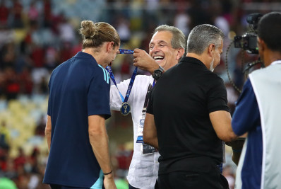 Presidente do Flamengo vê interesse da CBF em Filipe Luís com naturalidade e aconselha: 'Não devia assumir'