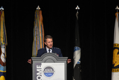 Trump anuncia substituição de chefe do exército dos EUA