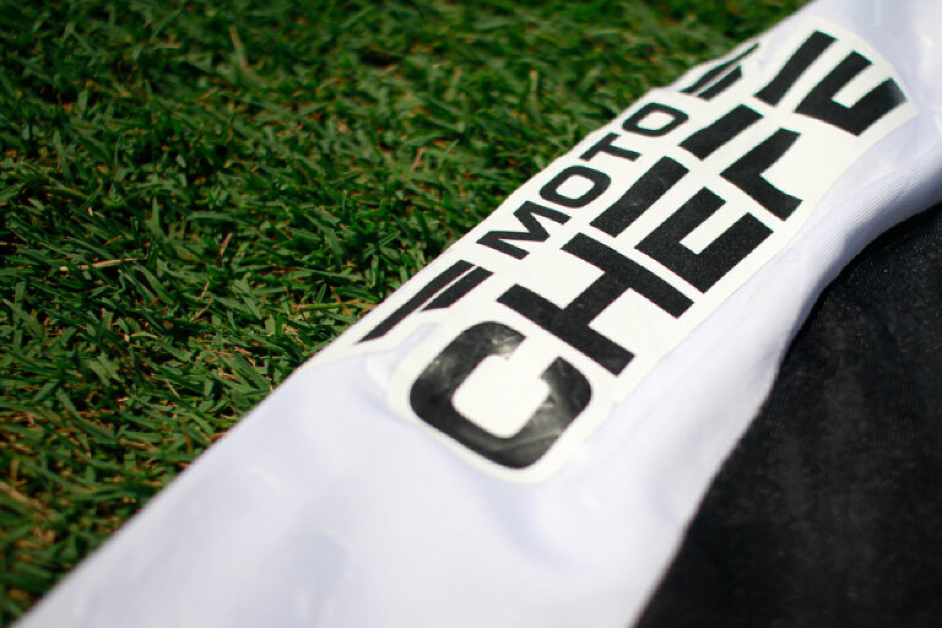 Patroc&iacute;nio da Motochefe ficar&aacute; estampado nas mangas da camisa do Vasco - Matheus Lima/Vasco