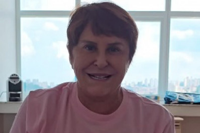 Márcia Sensitiva passa por cirurgia para retirar aneurisma