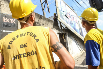 Cidade avança no programa Poluição Visual Zero e remove outdoors irregulares na Região Oceânica