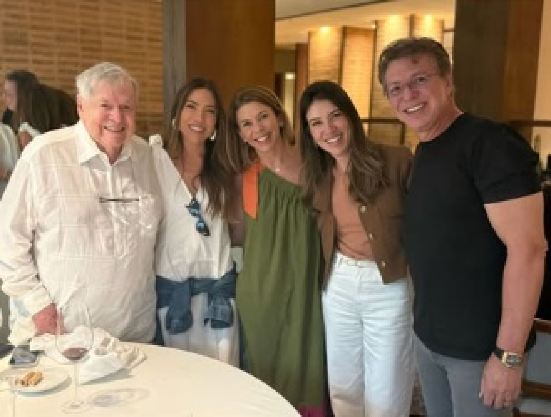 Filhas de Silvio Santos com Boni e Boninho - Reprodução/Instagram