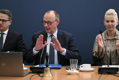 Friedrich Merz promete iniciar formação do novo governo alemão