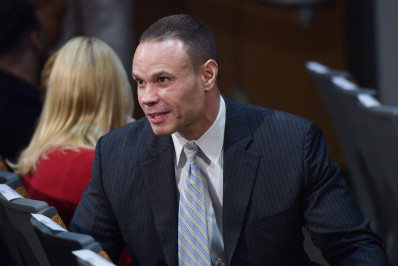 Trump nomeia apresentador de podcast como diretor-adjunto do FBI