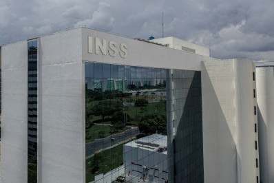 Justiça libera R$ 1,43 bi para pagamentos de atrasados do INSS; saiba como consultar