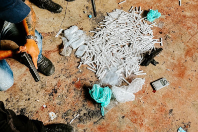 Polícia apreende grande carga de drogas em Três Rios