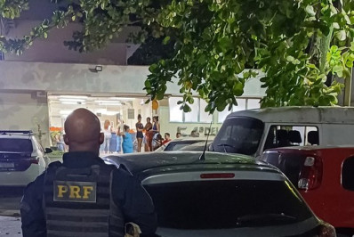 PRF recupera carro roubado em Belford Roxo
